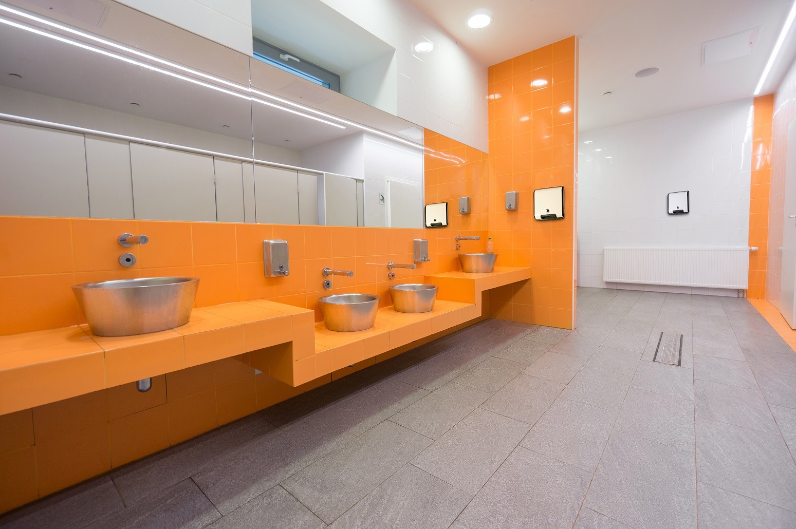 How to design a child-friendly washroom